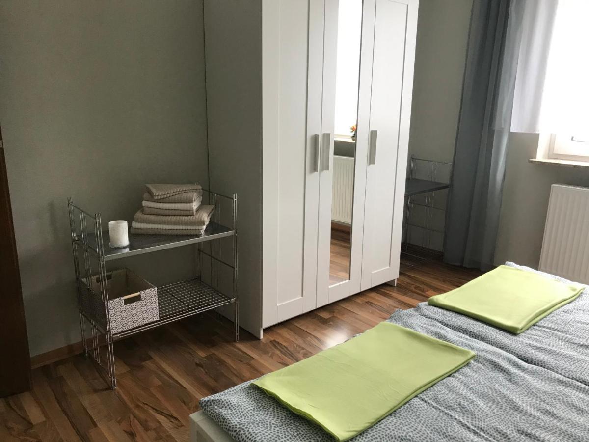 Ferienwohnung Von Paris Petersberg  Exteriör bild