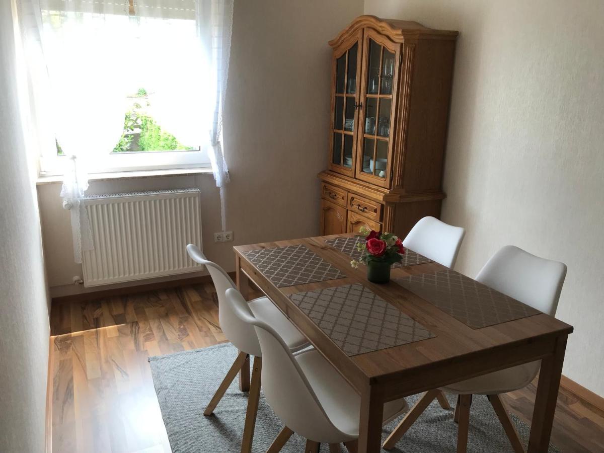 Ferienwohnung Von Paris Petersberg  Exteriör bild